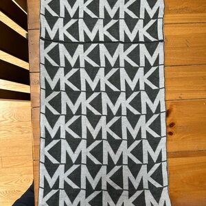Michael Kors Gray and Black Logo infinity Scarf
